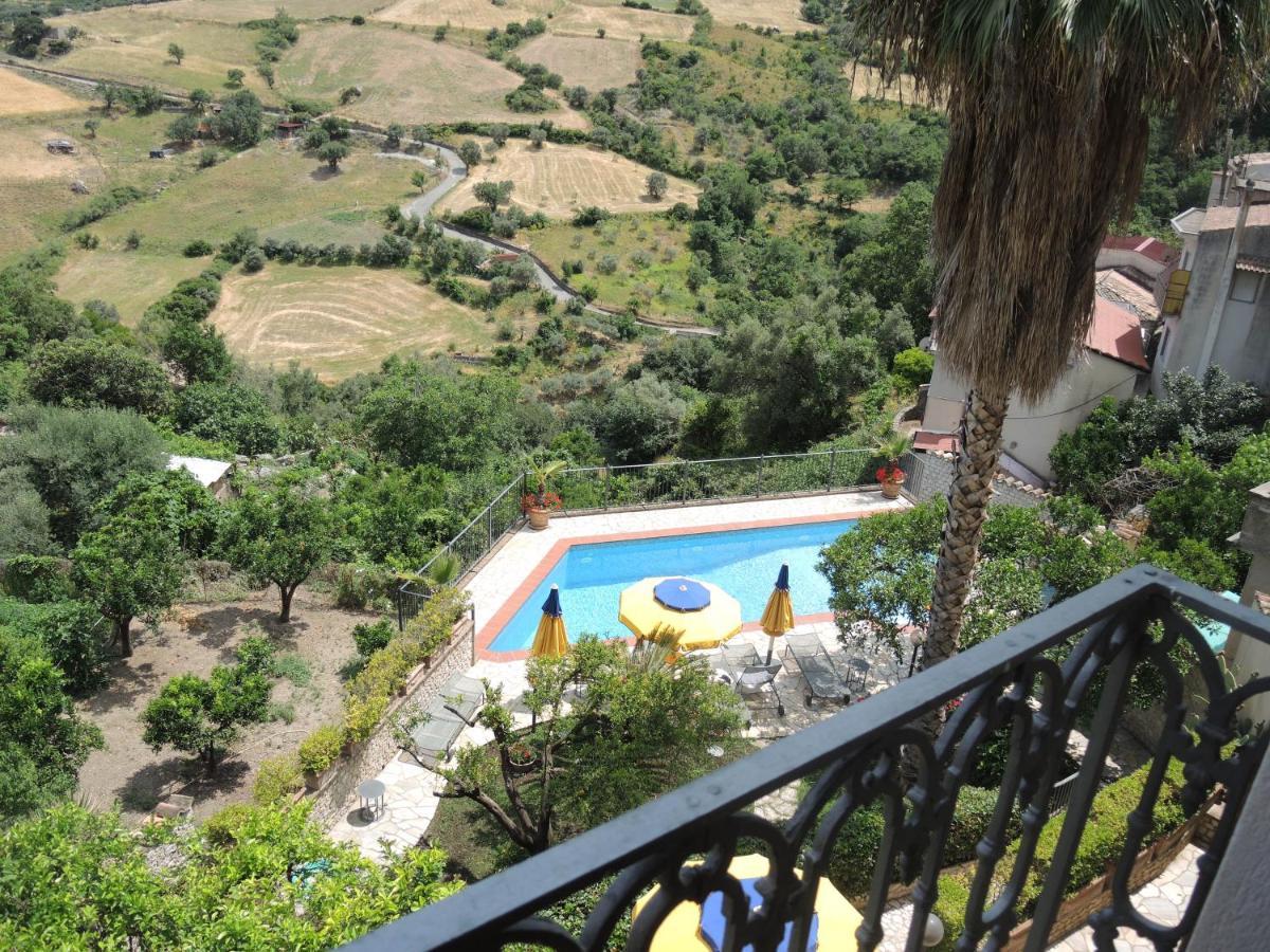 Aparthotel Il Giardino Degli Aranci Antonimina Exterior foto